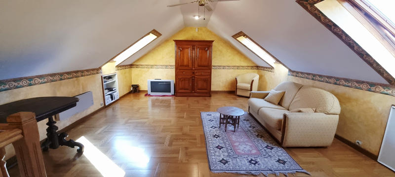 Maison - 107 m² - 6 pièces