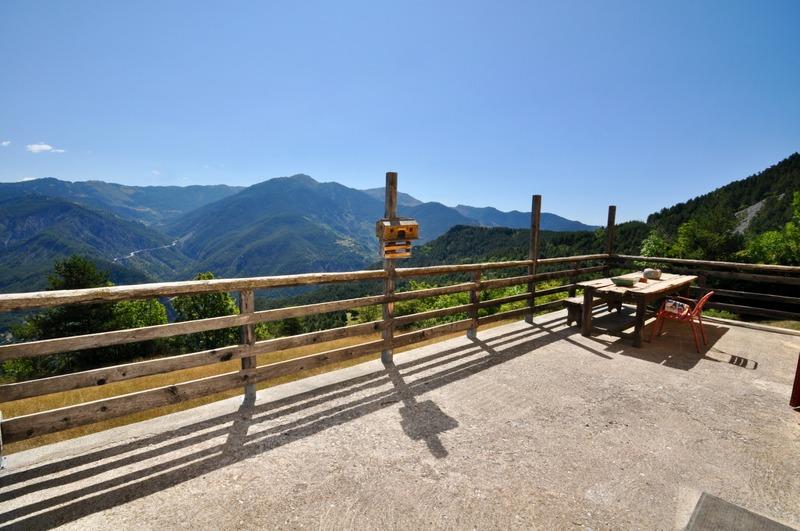 Maison - 180 m² - 6 pièces