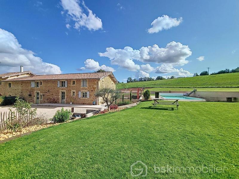 Corps de ferme - 170 m² - 7 pièces