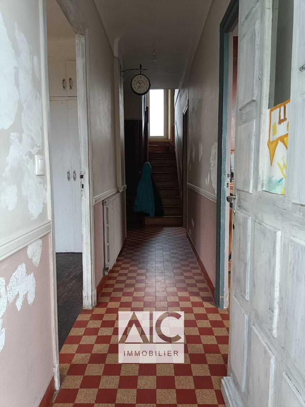 Maison - 104 m² - 5 pièces