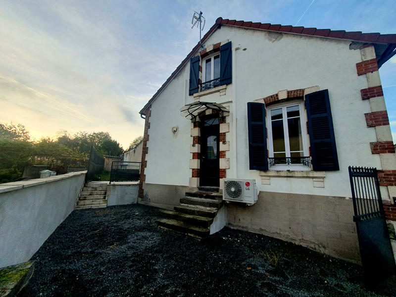 Maison - 93 m² - 4 pièces