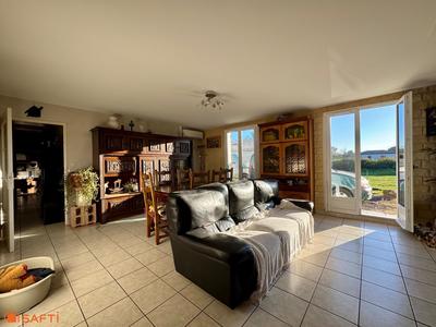 Maison - 94 m² - 4 pièces