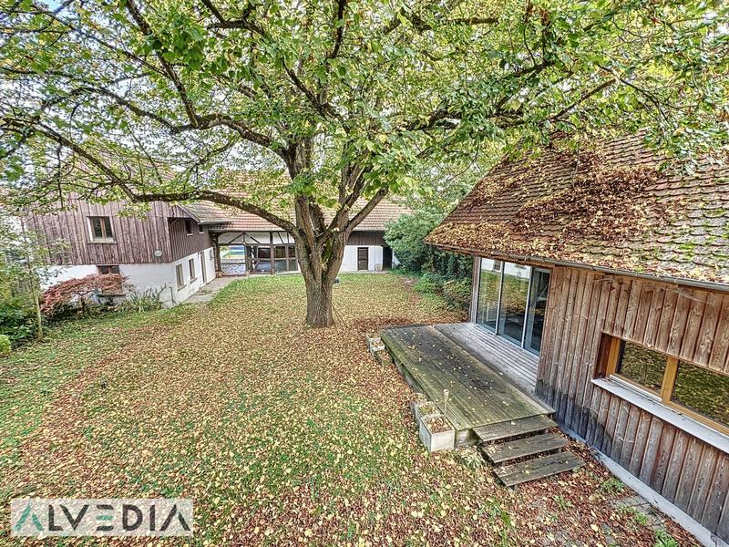 Maison ancienne - 240 m² - 7 pièces