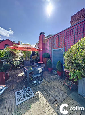 Maison - 230 m² - 6 pièces