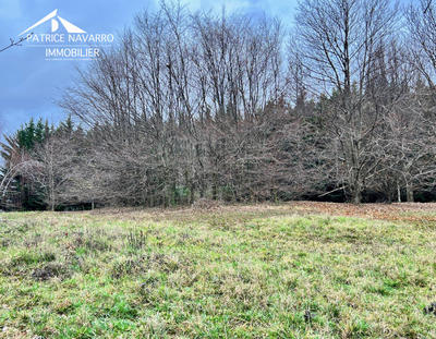 Terrain constructible - 2 279 m²