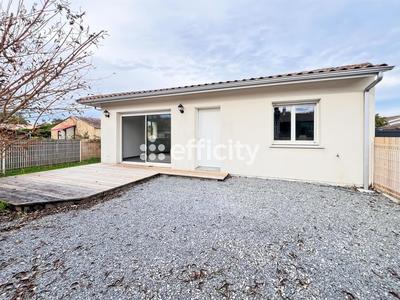 Maison - 76 m² - 4 pièces