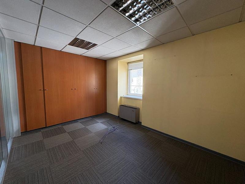 Local commercial - 288 m²