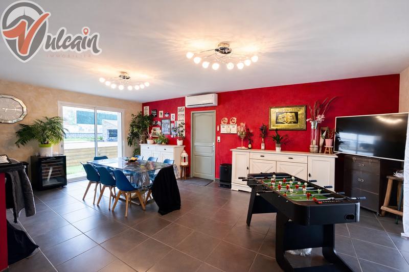 Maison - 171 m² - 5 pièces