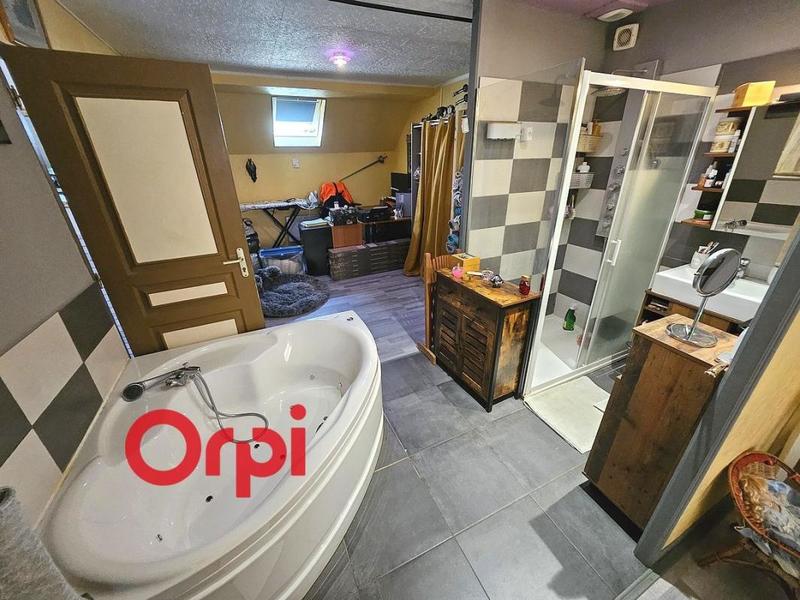 Maison - 120 m² - 6 pièces