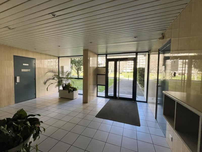 Appartement - 77 m² - 3 pièces