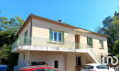 Maison - 158 m² - 8 pièces