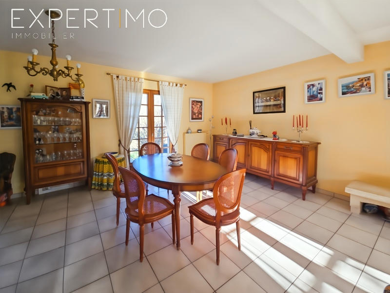 Maison - 127 m² - 5 pièces