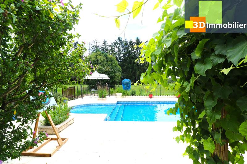 Maison - 290 m² - 8 pièces