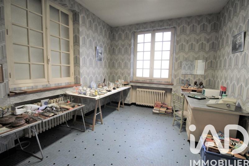 Maison - 246 m² - 8 pièces