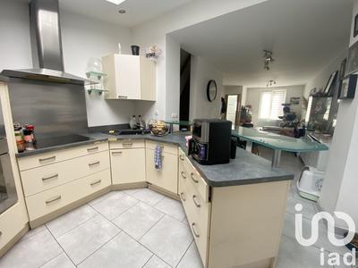 Maison - 93 m² - 6 pièces