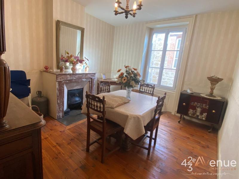 Immeuble - 162 m² - 12 pièces