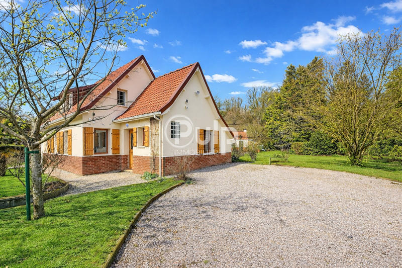 Pavillon - 93 m² - 5 pièces