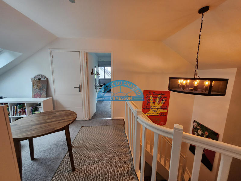 Maison - 164 m² - 7 pièces