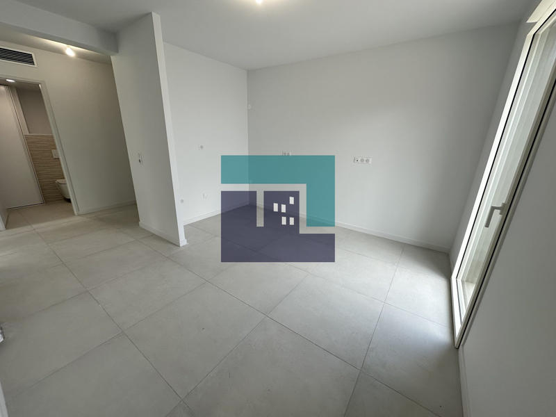 Appartement - 140 m² - 5 pièces