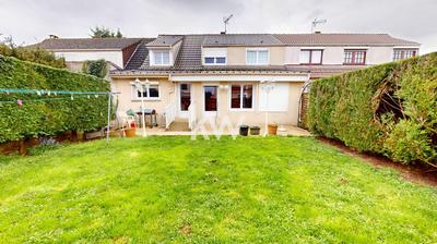 Maison - 120 m² - 8 pièces