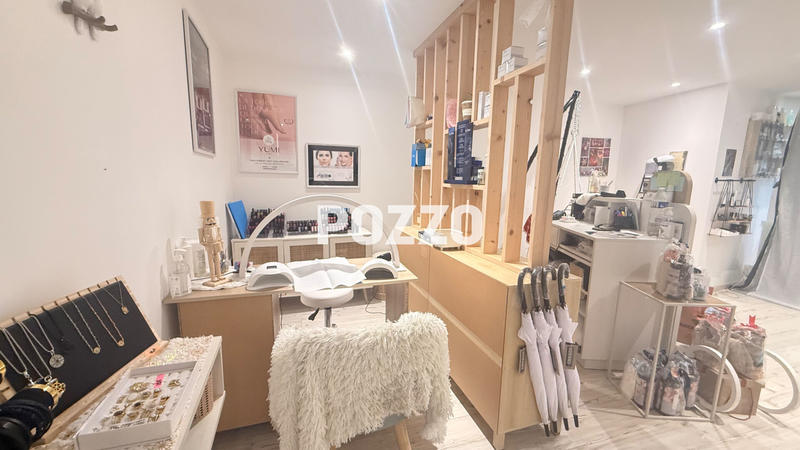 Immeuble - 5 pièces