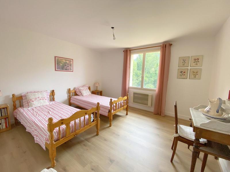 Maison - 146 m² - 7 pièces