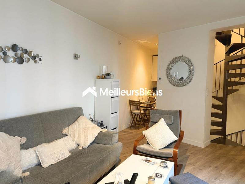 Appartement - 82 m² - 3 pièces
