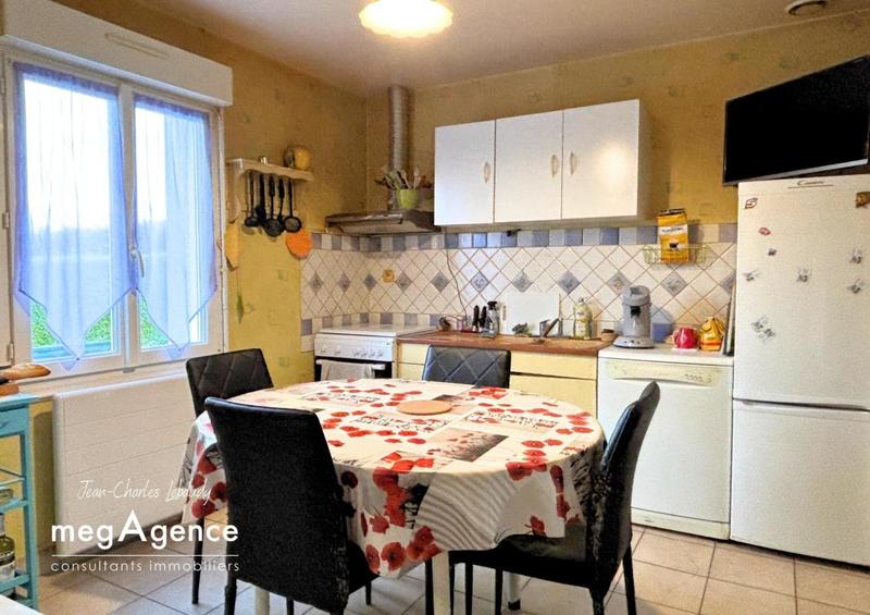 Maison - 93 m² - 5 pièces