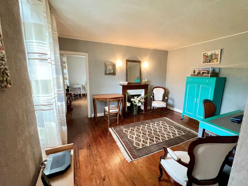 Maison - 168 m² - 8 pièces