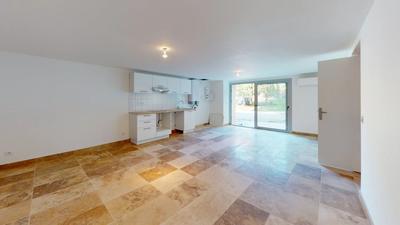 Appartement - 90 m² - 3 pièces