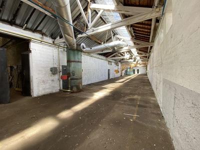 Bureau - 180 m² - 1 pièce