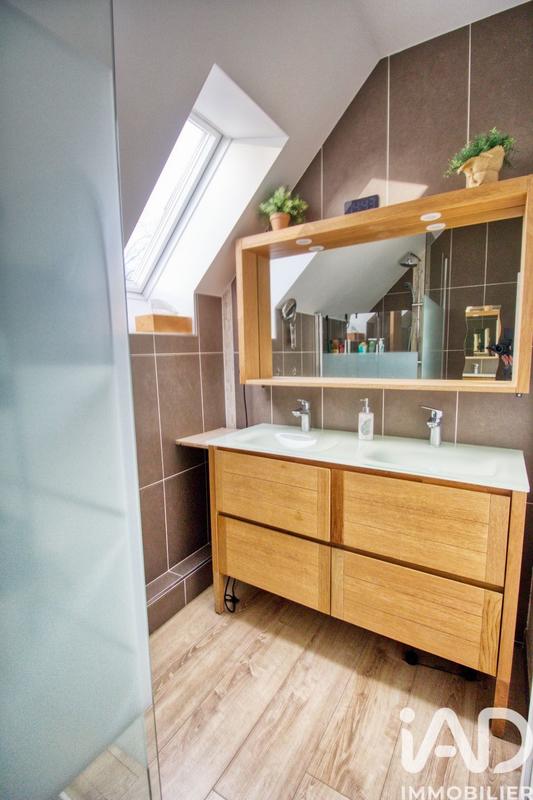 Maison - 128 m² - 7 pièces