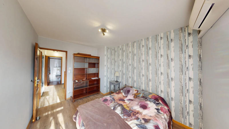 Maison - 98 m² - 5 pièces