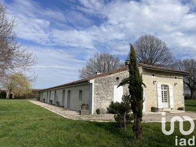 Maison - 285 m² - 10 pièces