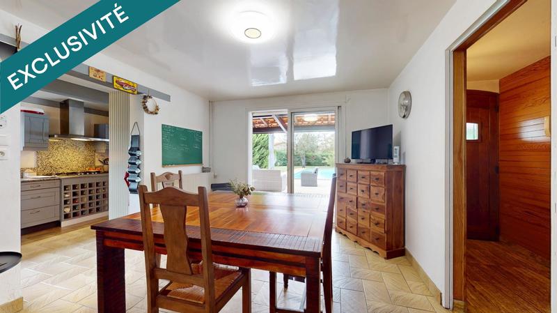 Maison - 203 m² - 7 pièces