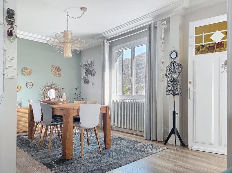 Maison - 120 m² - 6 pièces