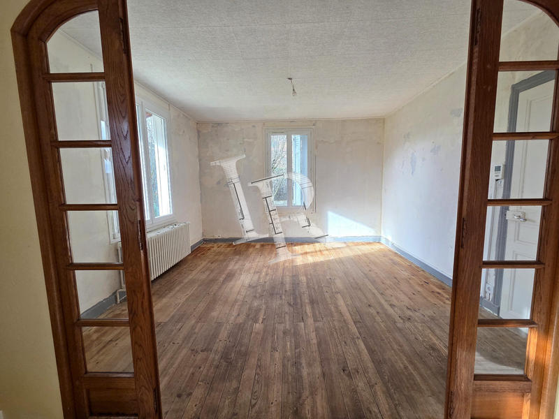 Maison - 97 m² - 5 pièces