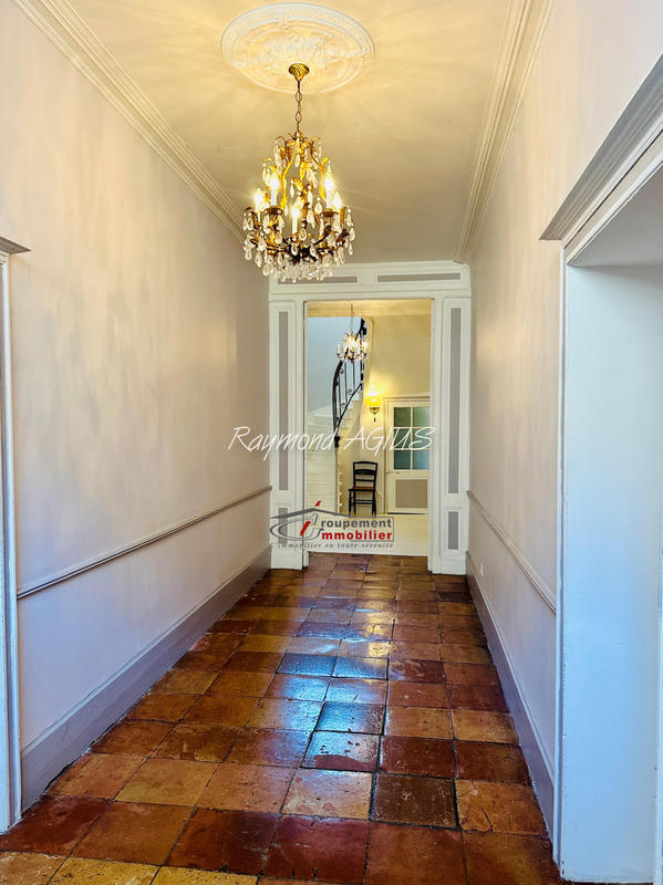 Maison de village - 315 m² - 8 pièces