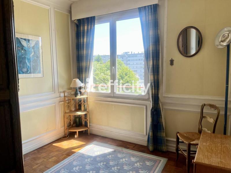 Appartement - 122 m² - 5 pièces