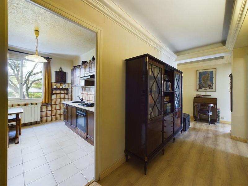 Appartement - 100 m² - 4 pièces