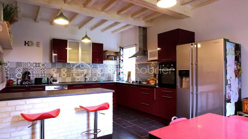 Demeure - 230 m² - 5 pièces