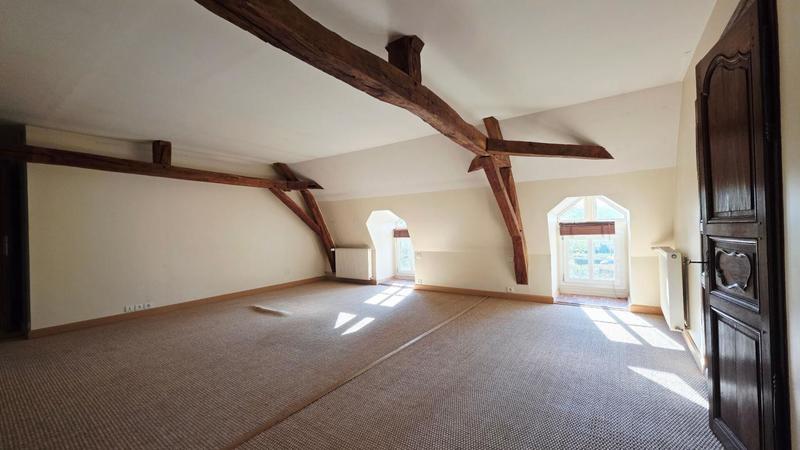 Maison - 409 m² - 13 pièces