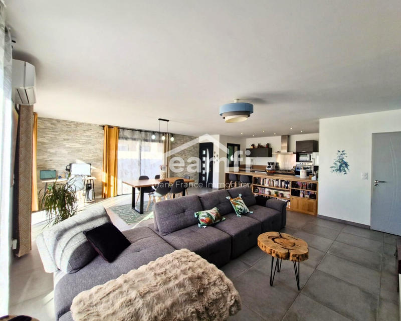 Maison - 116 m² - 4 pièces