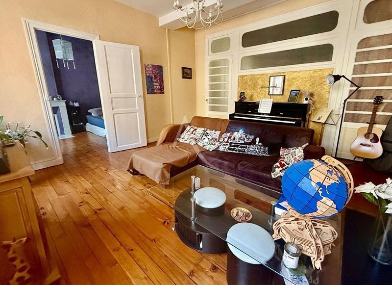 Appartement - 98 m² - 3 pièces