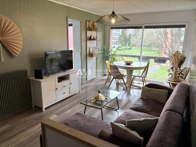 Appartement - 75 m² - 3 pièces