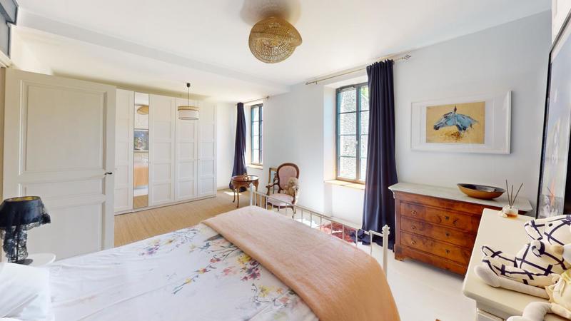 Maison - 170 m² - 6 pièces