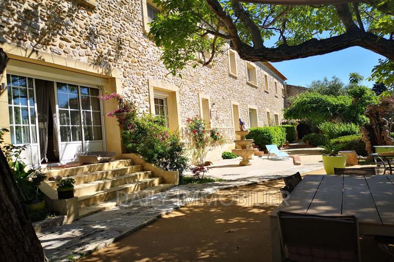 Demeure - 470 m² - 10 pièces