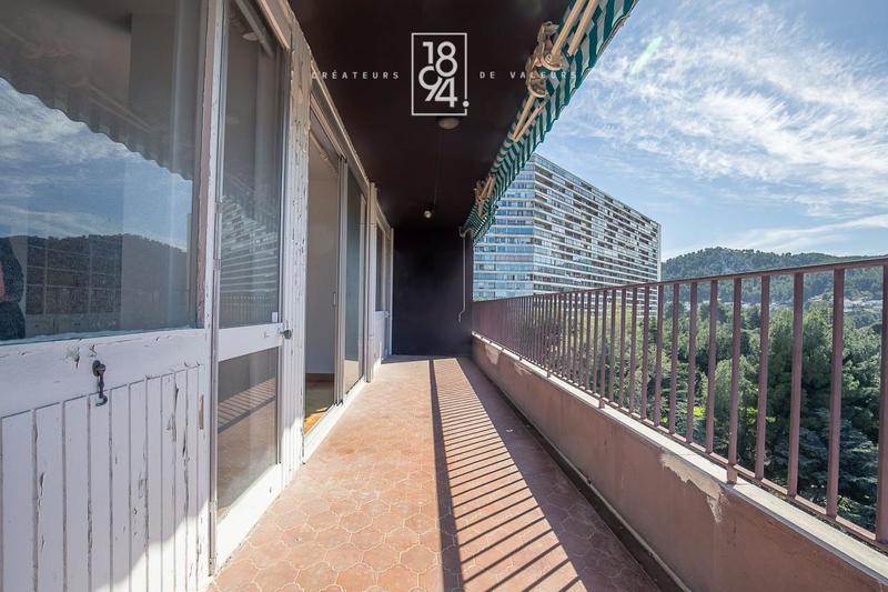 Appartement - 111 m² - 4 pièces