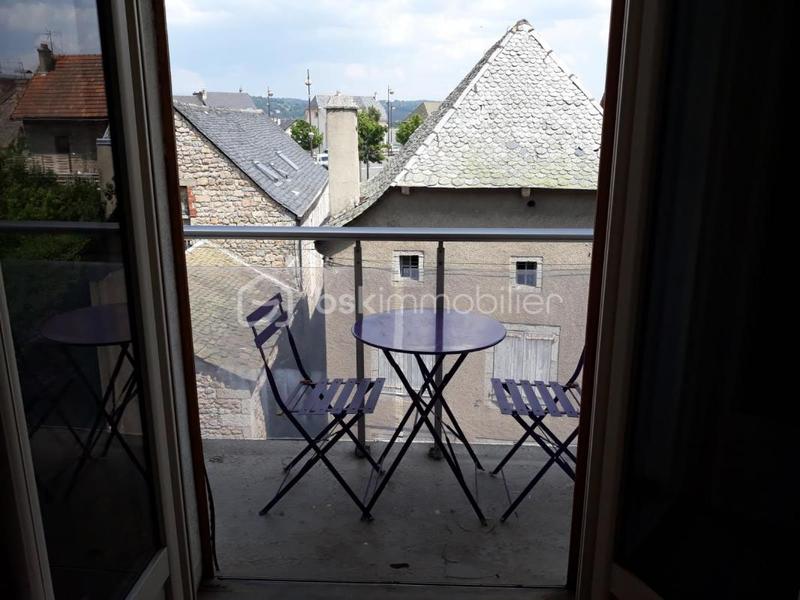 Immeuble - 142 m² - 10 pièces