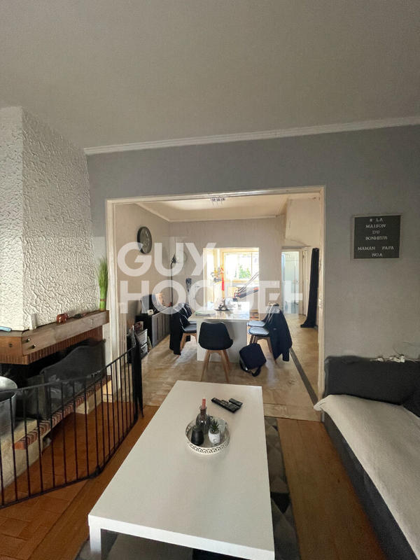 Maison - 93 m² - 5 pièces